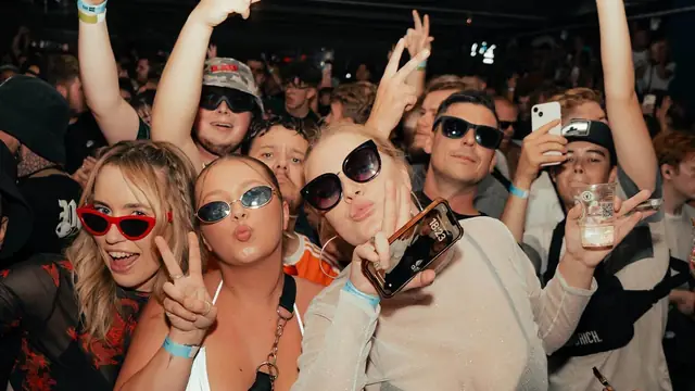 Crowd at the Send it 100 festival